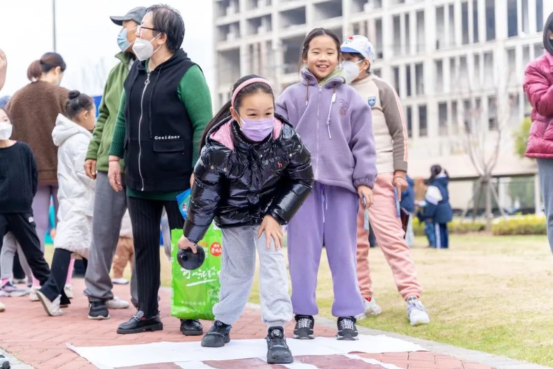 博鱼近千人参与~这场幸福社区运动会点燃居民健身热情(图1)